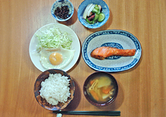 朝食